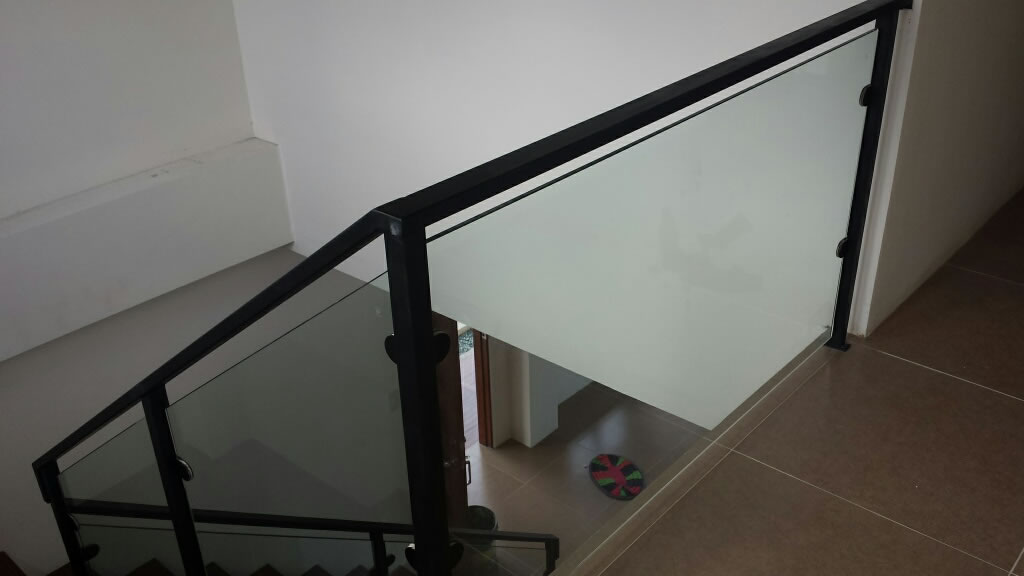 Glass Stair Railing Tagaytay