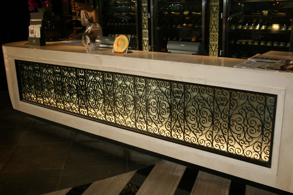 Textured Glass with Grills
