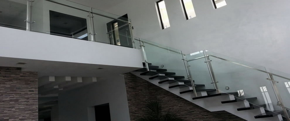 Frameless Glass Stair in Stainless Frame